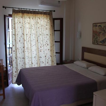 To Mpalkoni Hotel Khorevtón Luaran gambar